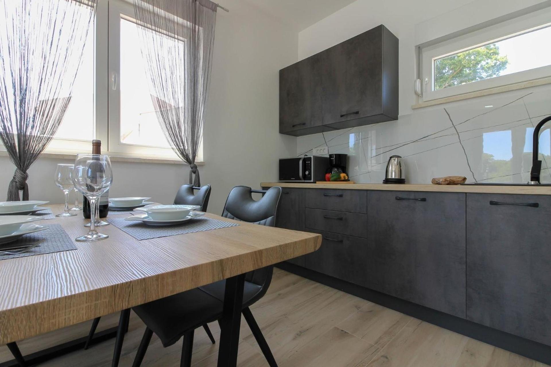 Ferienhaus Mit Privatpool Fuer 4 Personen Ca 60 Qm In Sisan, Istrien Suedkueste Von Istrien Eksteriør bilde